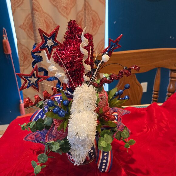 Patriotic Star-Spangled Centerpiece - Picture 3 of 4